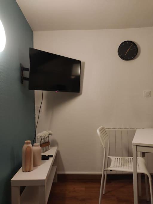 Studio Remois - Wifi/Netflix Реймс Экстерьер фото